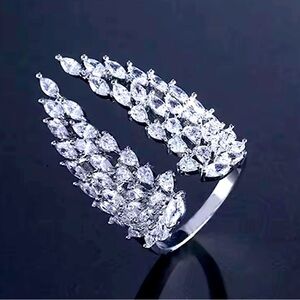 NIB-Crystal  Angel Wings Adjustable Ring